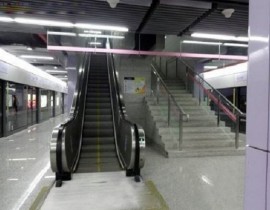 成都10号线地铁站固定式刚性挡烟垂壁-中铁十四局项目